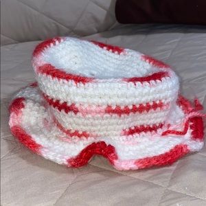 Knitted bucket hat